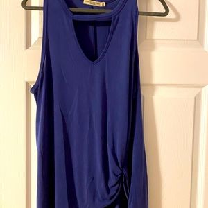 Super cute tank blouse